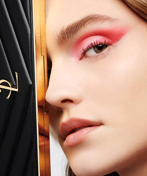 Couture Colour Clutch Eyeshadow Palette